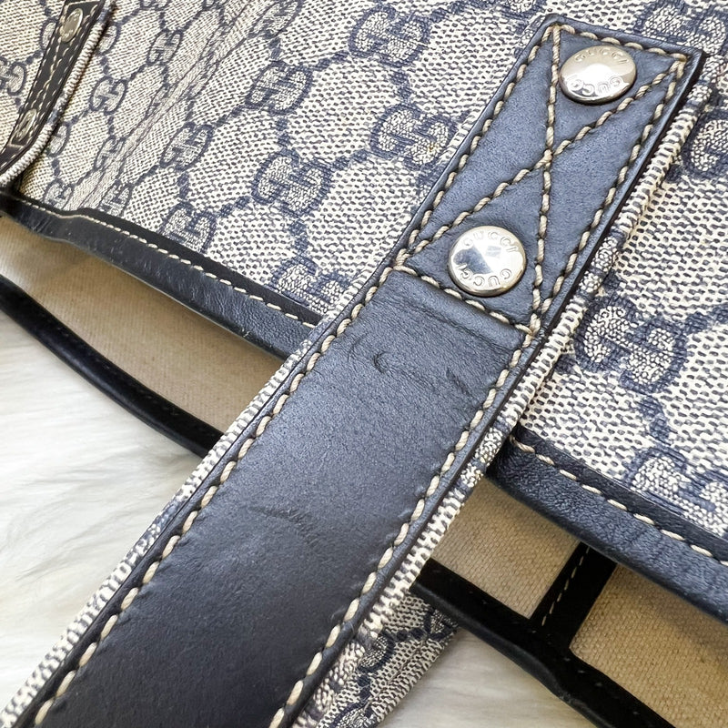 Gucci GG Supreme Tote in Navy Coated Canvas and SHW