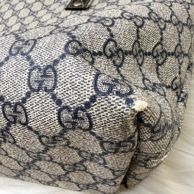 Gucci GG Supreme Tote in Navy Coated Canvas and SHW