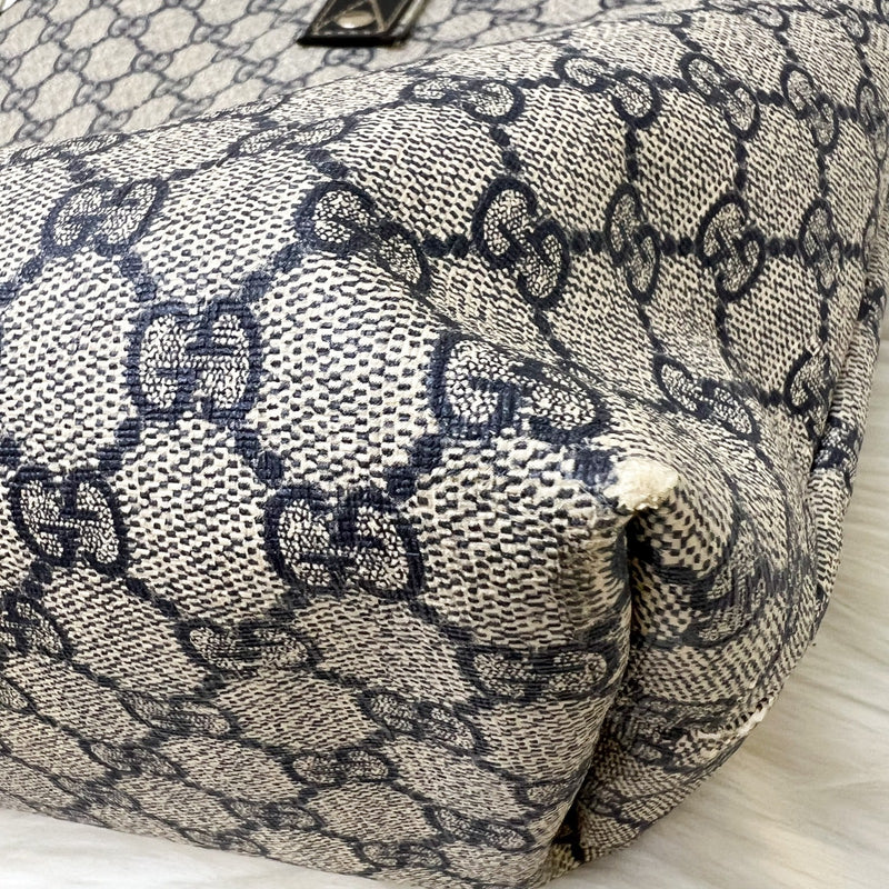 Gucci GG Supreme Tote in Navy Coated Canvas and SHW