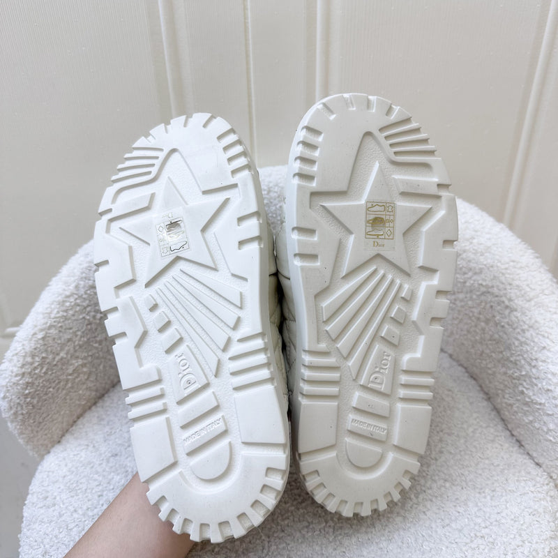 Dior Dtwist Slides / Sandals in Off-White Leather Sz 35