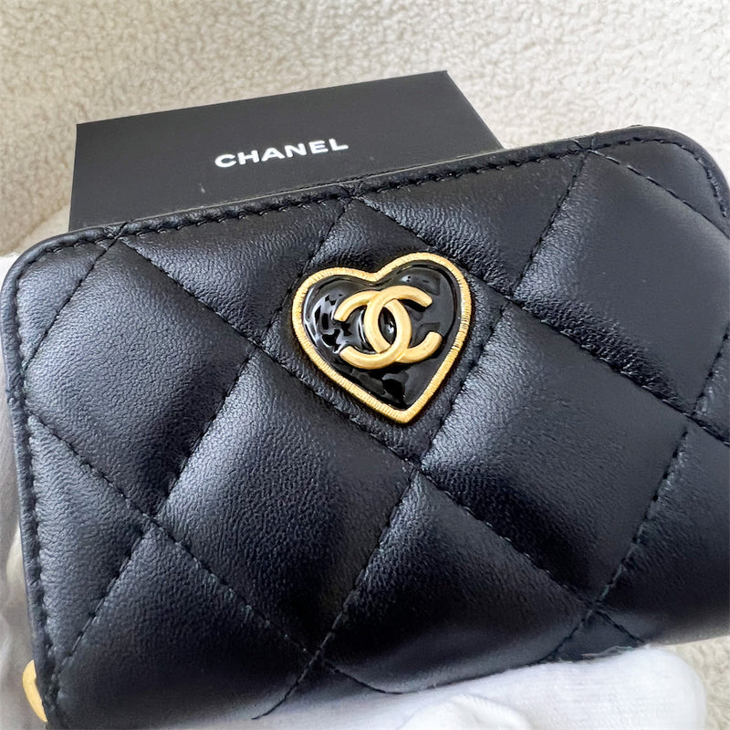 Chanel Zipped Coin Purse Card Holder White Caviar Leather Wallet 23C  Limited 🤍