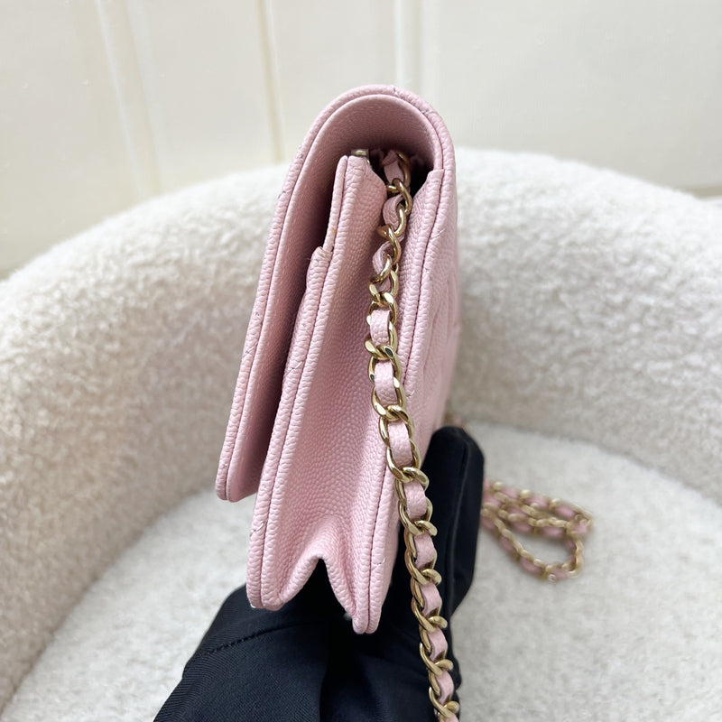 [BN - Local Set - Dec 2022] Chanel Classic Wallet on Chain WOC in 22B Pink Caviar LGHW (Model: AP0250)