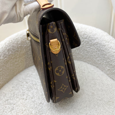 LV Pochette Metis in Monogram Canvas and GHW (Model: M40780)