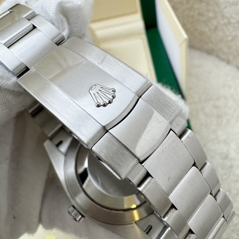 Rolex Datejust 41 with White Dial and Oystersteel Bracelet (Model: 126300)