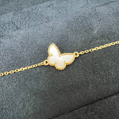 Van Cleef & Arpels VCA Sweet Butterfly Bracelet with Mother of Pearl MOP in 18K Yellow Gold (Ref: VCARF69000)