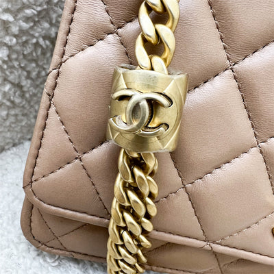 Chanel 22K Adjustable Wallet on Chain in Caramel Lambskin and AGHW