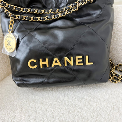 Chanel 22 Mini Hobo Handbag in Black Shiny Calfskin and GHW