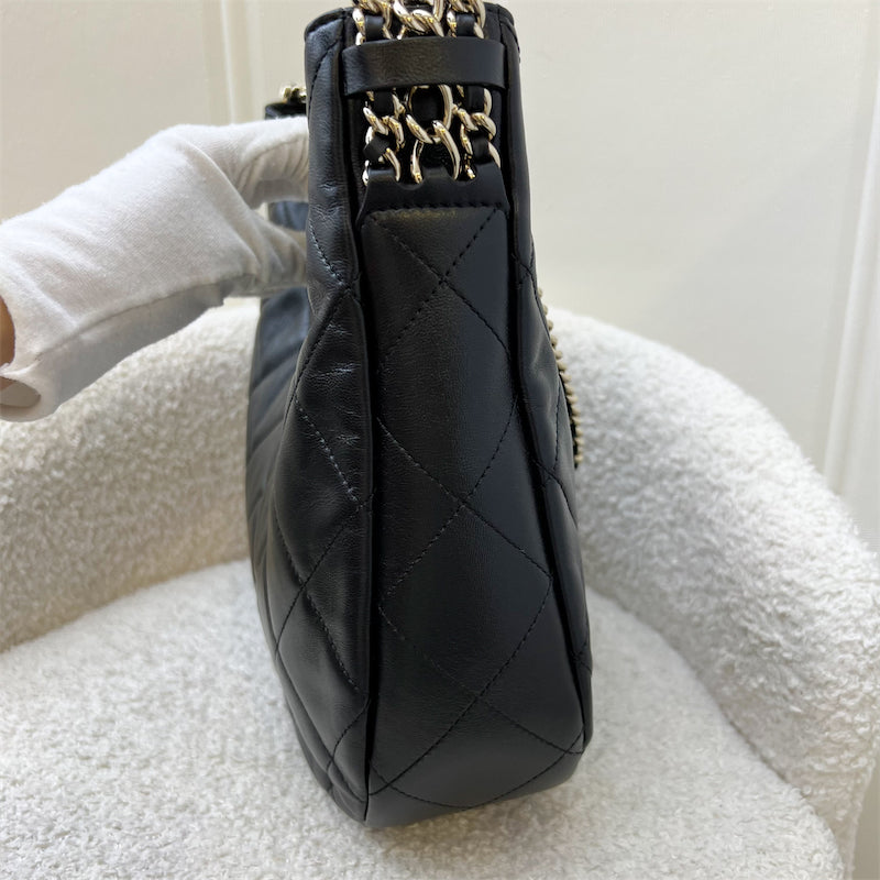 Chanel 22P Hobo Bag in Black Lambskin and LGHW