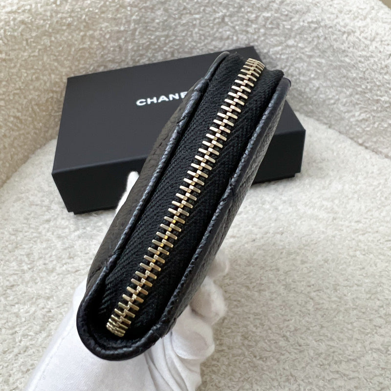 Chanel Zipped Card Holder with Coin Compartment in Black Caviar and GHW (Model: AP3179)
