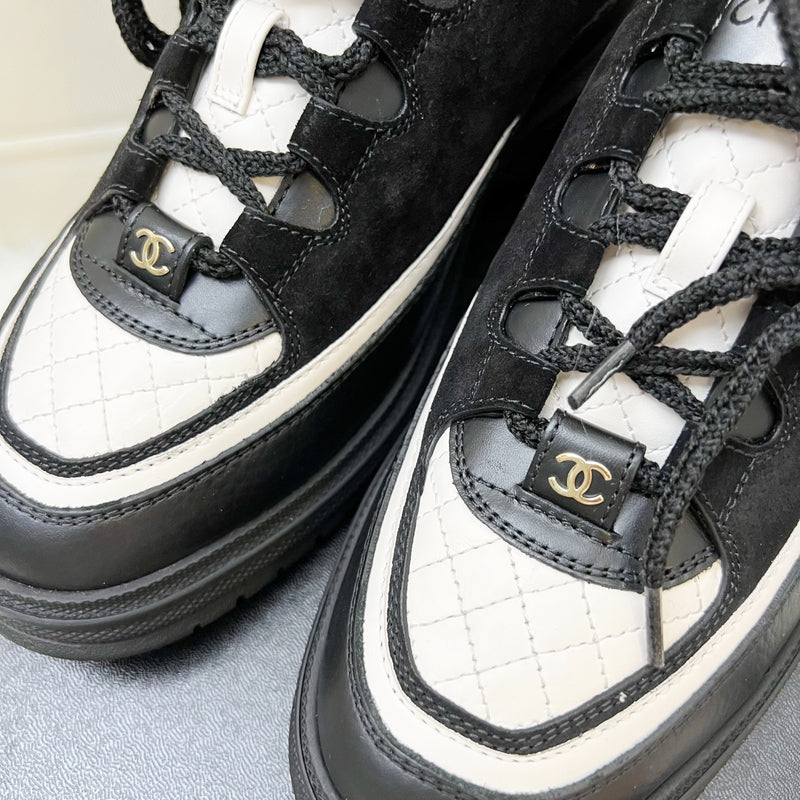 Chanel 25B Sneakers in Black and White Calfskin and Black Nubuck Sz 37.5 (Model: G46258)
