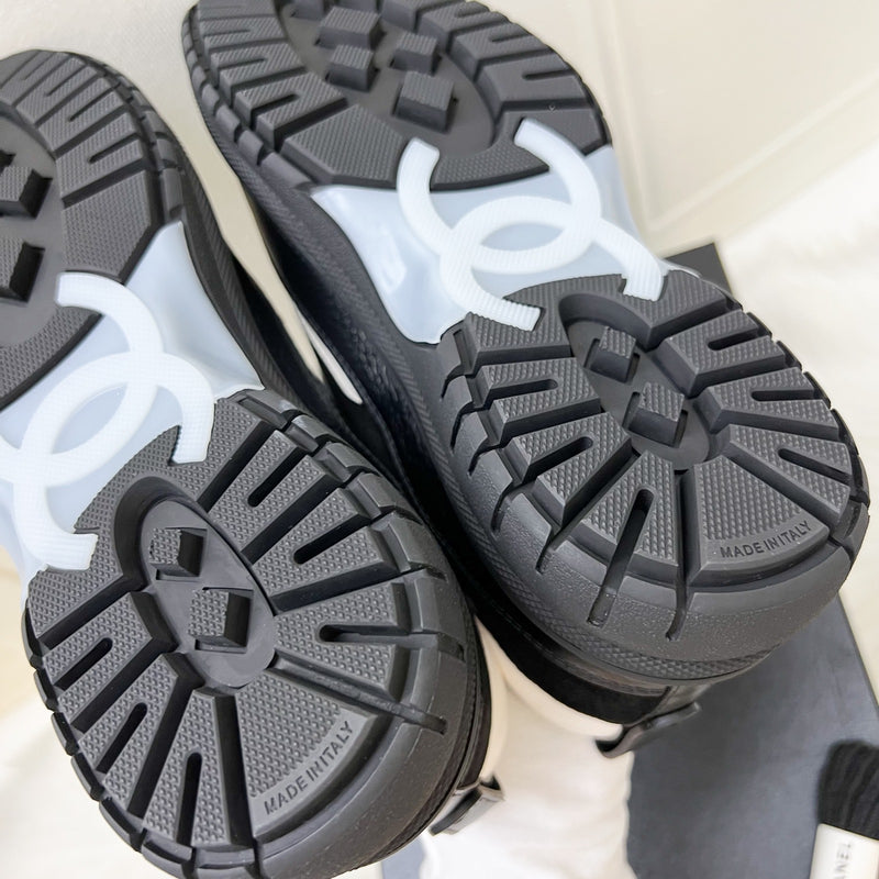 Chanel 25B Sneakers in Black and White Calfskin and Black Nubuck Sz 37.5 (Model: G46258)