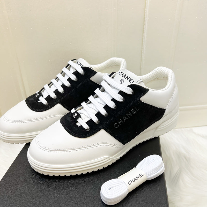 Chanel 24C Sneakers in White Calfskin and Black Suede Sz 38 (Model: G45470)