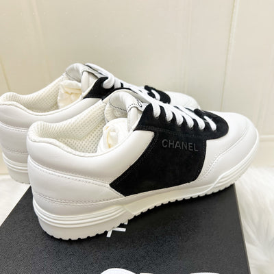 Chanel 24C Sneakers in White Calfskin and Black Suede Sz 38 (Model: G45470)