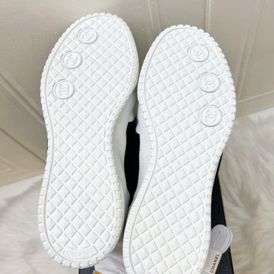 Chanel 24C Sneakers in White Calfskin and Black Suede Sz 38 (Model: G45470)