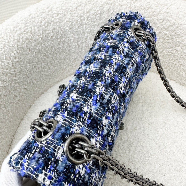 Chanel 2.55 Reissue Mini Flap in 20P Navy / Blue / Black Tweed and