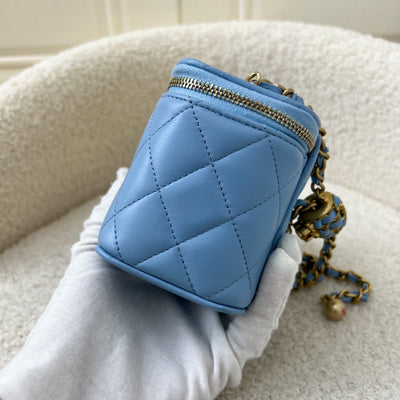 Chanel Pearl Crush Mini Cube Vanity in 22S Light Blue Lambskin AGHW