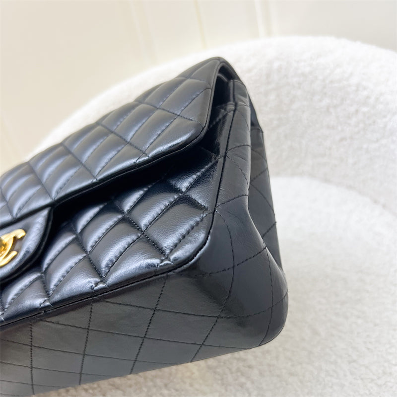 Chanel Medium Classic Flap CF in Black Lambskin and GHW