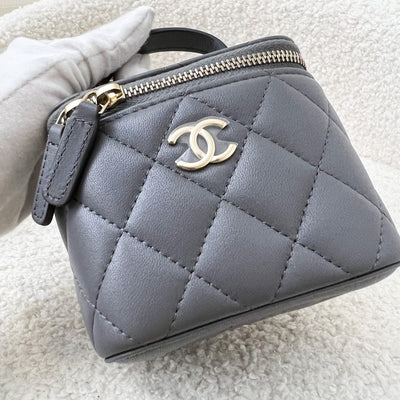 Chanel Top Handle Mini Vanity in 22A Grey Lambskin LGHW