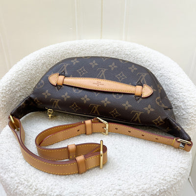 LV Bumbag in Monogram Canvas and GHW