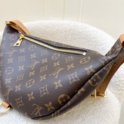 LV Bumbag in Monogram Canvas and GHW