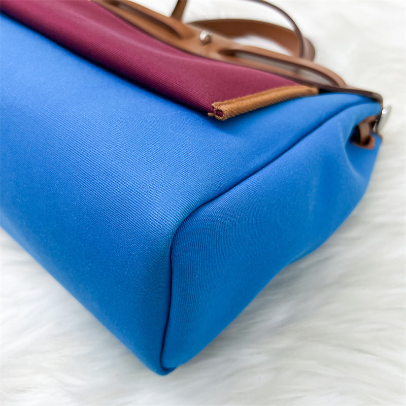 Hermes Herbag 31 Retourne in Bleu / Rouge Canvas, Naturel Leather and PHW