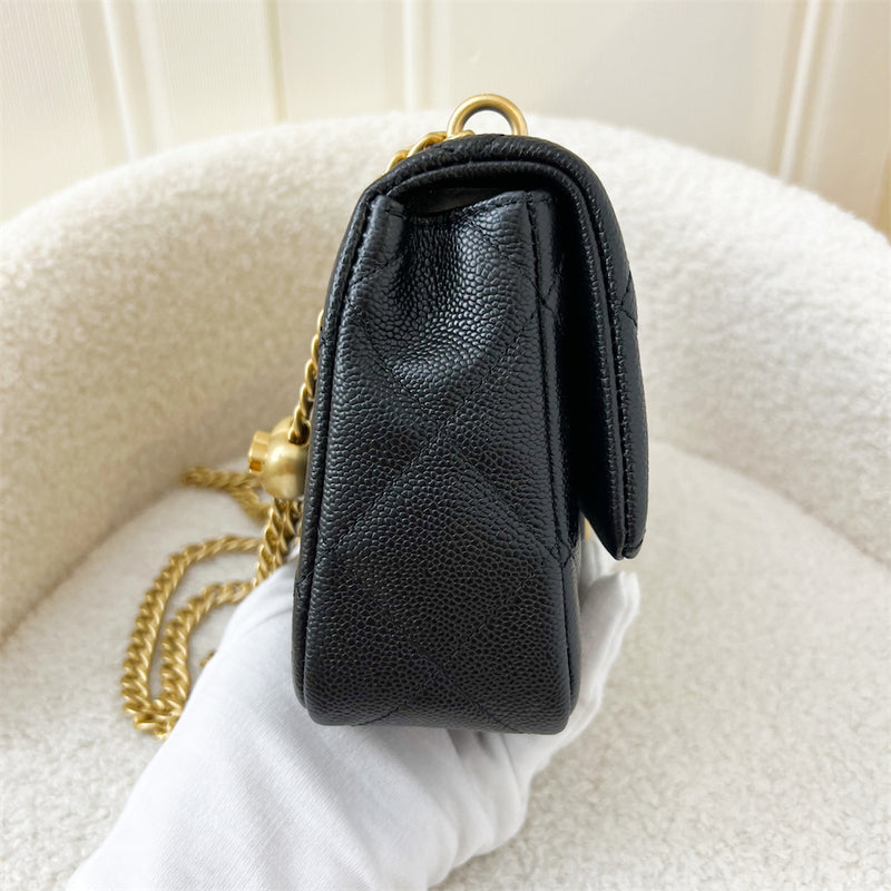 Chanel 23P Heart Adjustable Chain Small / Mini 20cm Flap Bag in Black Caviar AGHW