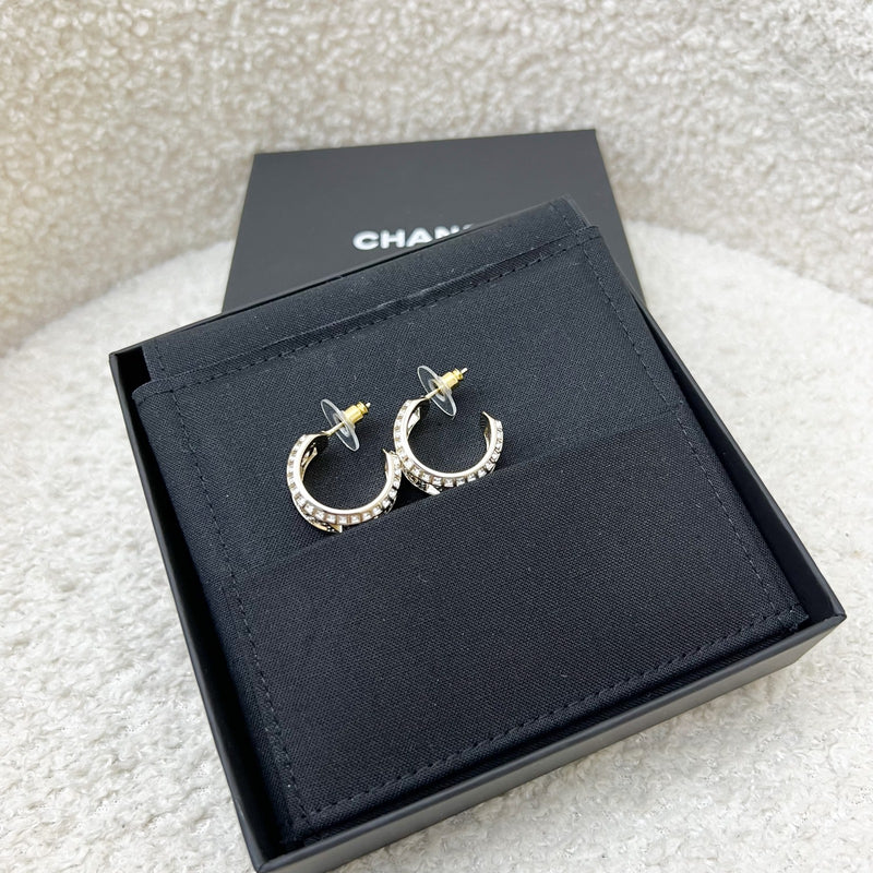 Chanel 24C CHANEL Hoop Earrings with Diamantes and LGHW (Model: ABB710)