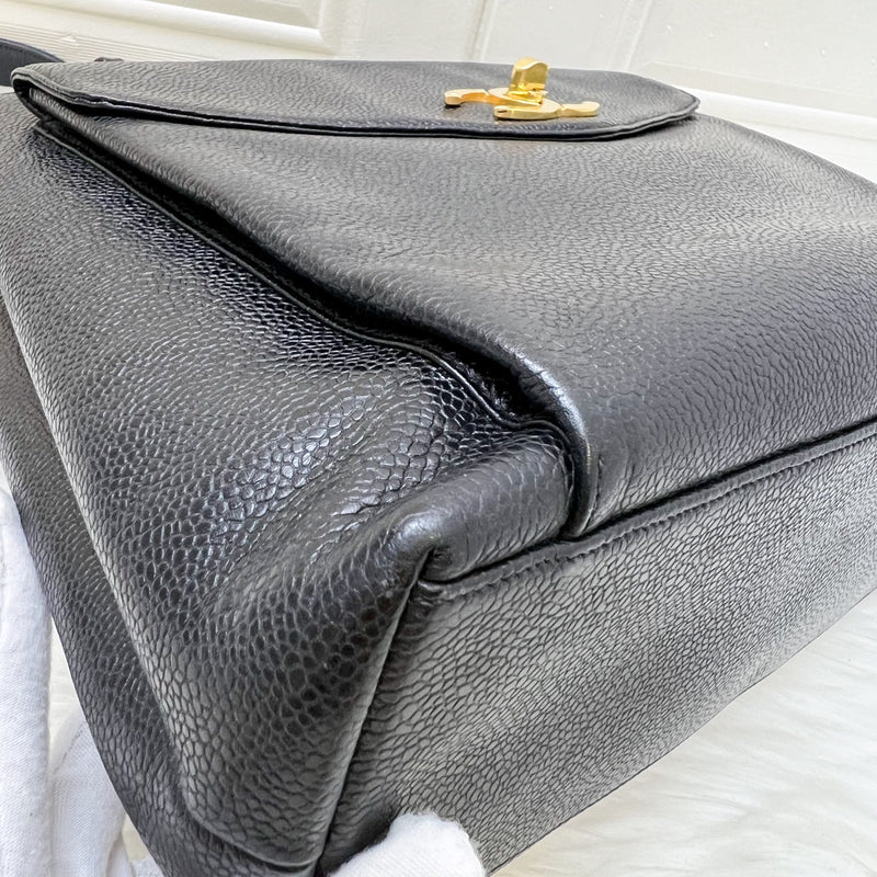 Chanel Vintage Shoulder Bag in Black Caviar and 24K Gold Plated HW