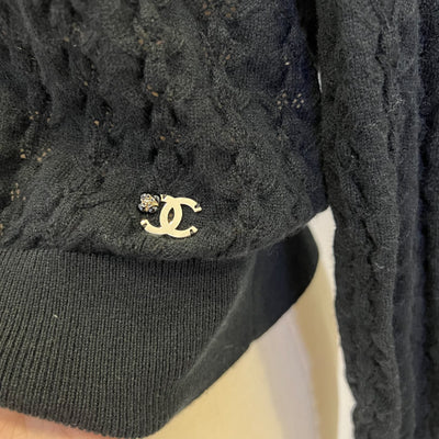 Chanel 24B Knitted Pullover with CC Logo in Black 100% Cashmere (Model: P77894)