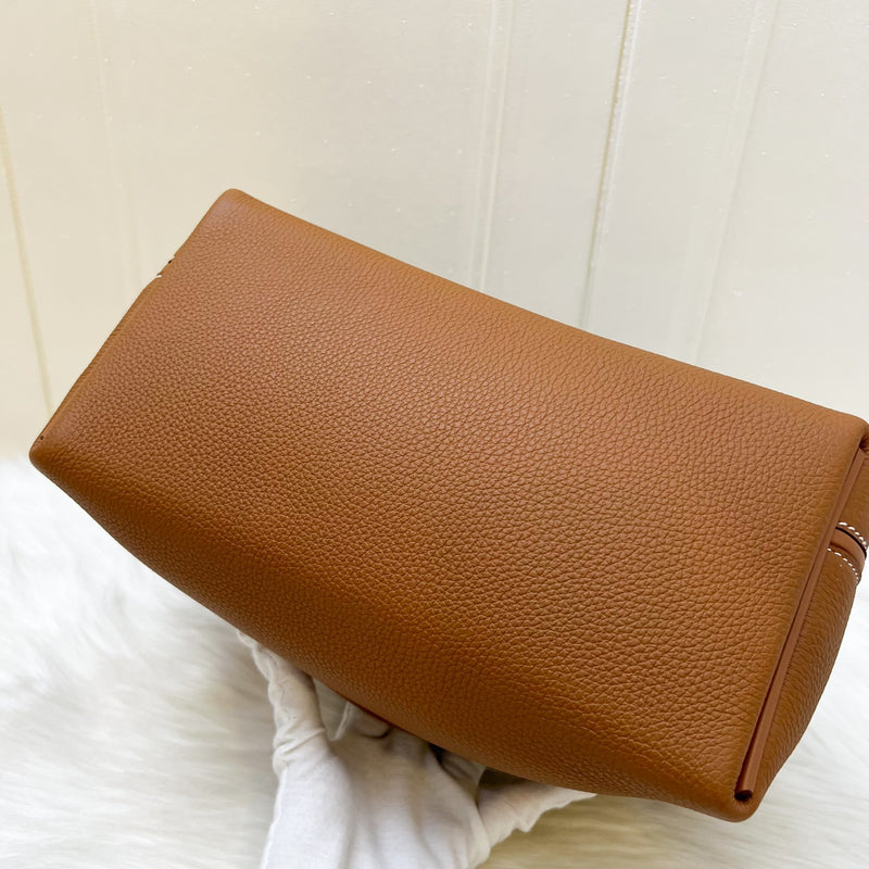 Hermes 24/24 29 Bag in Gold Togo and Swift Leather and GHW