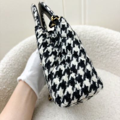 Chanel Mini / Small Kelly Bag in 24A Houndstooth Tweed and AGHW