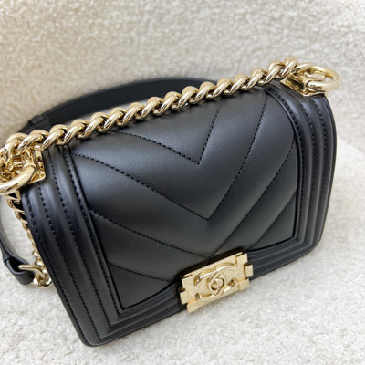 Chanel Micro Boy Flap in Black Chevron Quilted Lambskin and LGHW (Model: A67364)