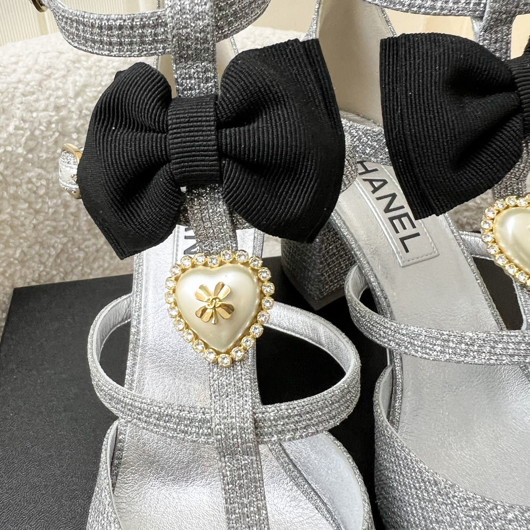 Chanel Mary Jane Chunky Heels in Silver Fabric and Black Grosgrain