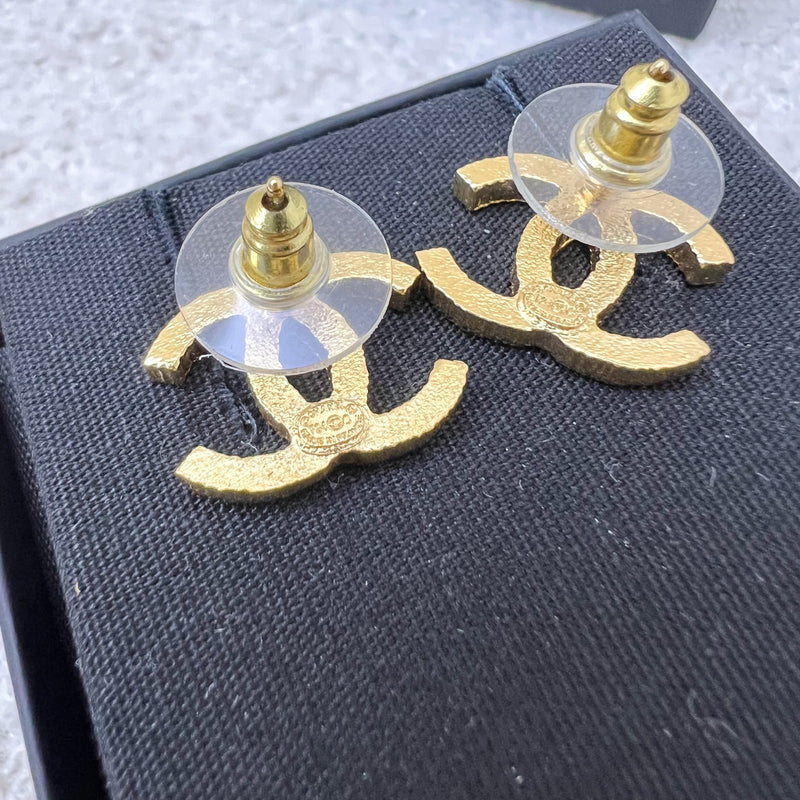 Chanel 24C CC Earrings in Gold Tone HW (Model: ABC502)
