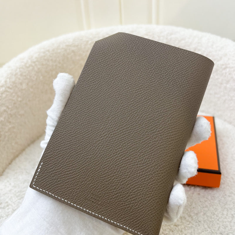 Hermes Tarmac Passport Holder in Etoupe Epsom Leather