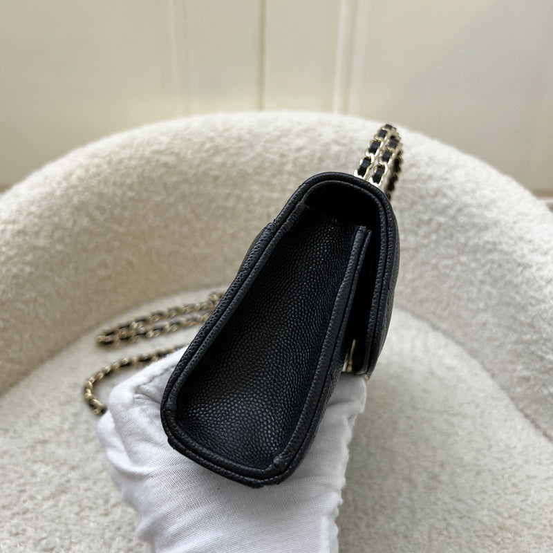Chanel 25S Top Handle Kelly Clutch with Chain in Black Caviar and GHW
