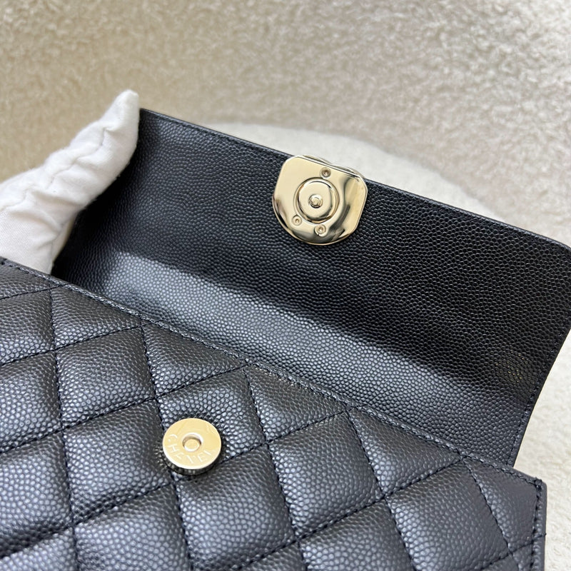 Chanel 25S Top Handle Kelly Clutch with Chain in Black Caviar and GHW