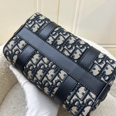 Dior Groove 20 Bowling Bag in in Navy Dark Blue Oblique Jacquard Canvas and AGHW (Model: M1364UTZQ, Colour: M928)