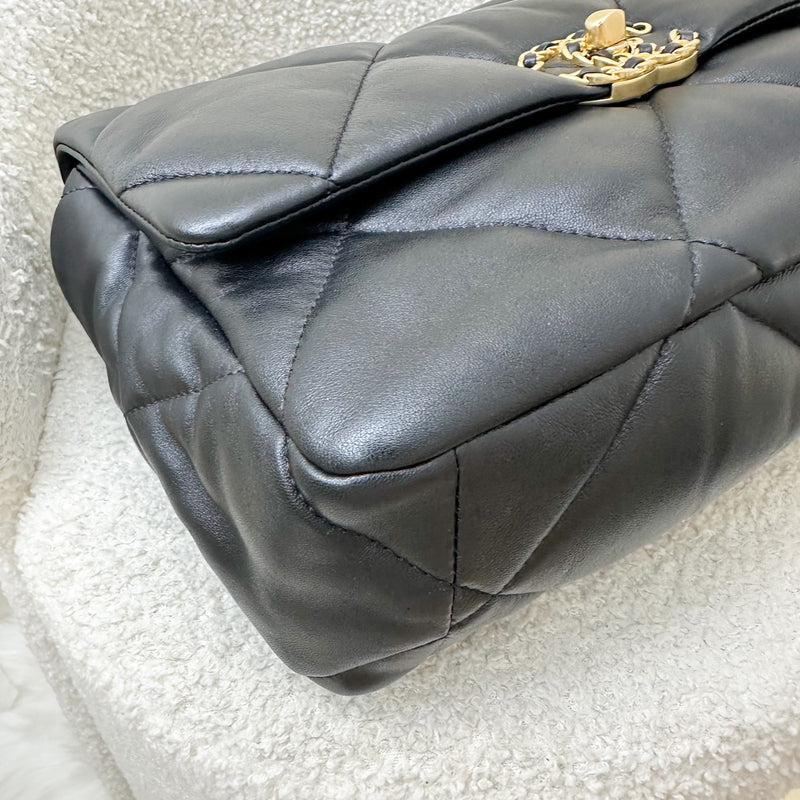 Chanel 19 Medium / Large Flap in Black Lambskin and 3-tone HW