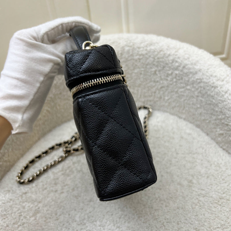 [Brand New July 2025] Chanel 25B Vanity / Clutch with Chain (LP Style Bag) in Black Caviar and LGHW