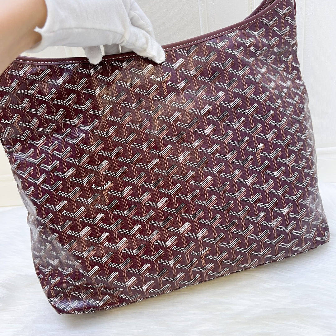在庫わずか★送料込【GOYARD】Boheme Hobo PMバッグバーガンディ Goyard Boheme PM Hobo Bag in Bordeaux (Dark Red) Signature