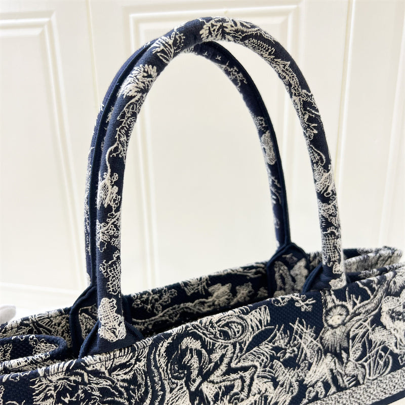 Dior Medium Book Tote in Reverse Dark Blue Toile De Jouy Canvas