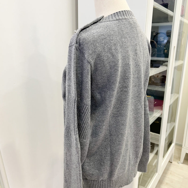 Chanel 24B Knitted Pullover with CC Logo Turnlocks in Grey Cashmere (Model: P77869)