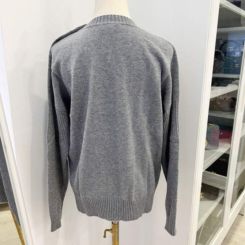Chanel 24B Knitted Pullover with CC Logo Turnlocks in Grey Cashmere (Model: P77869)
