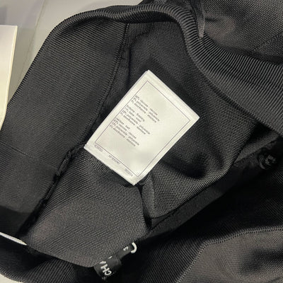 Chanel 25A Pants in Black &amp; Ecru Mixed Fibres (Vicose and Polyamide) Sz 38 (Model: P80118)