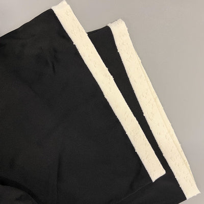 Chanel 25A Pants in Black &amp; Ecru Mixed Fibres (Vicose and Polyamide) Sz 38 (Model: P80118)