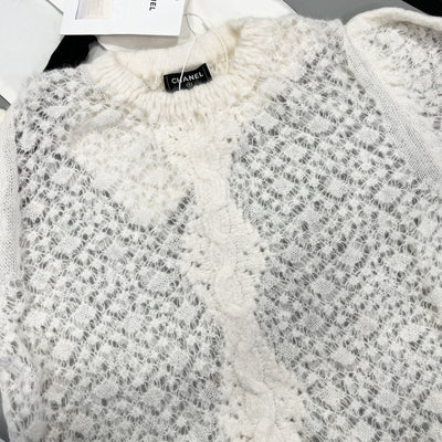 Chanel 23K Runway Pullover in White Alpaca and Polyamide (Model: P75692)