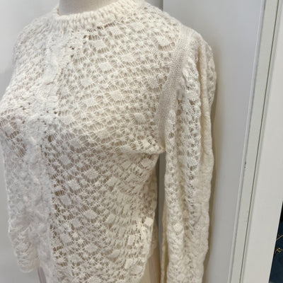 Chanel 23K Runway Pullover in White Alpaca and Polyamide (Model: P75692)