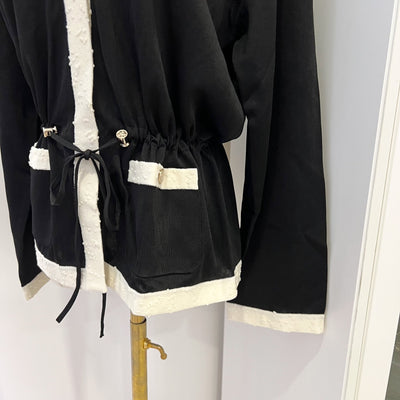 Chanel 25A Cardigan in Black and Ecru Mixed Fibers Sz 38 (Model: P80094)