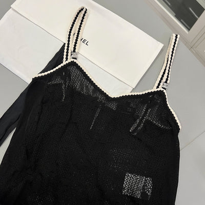 Chanel Sleeveless Strappy Top in Black / White Knit Sz 34 (Model: P77863)